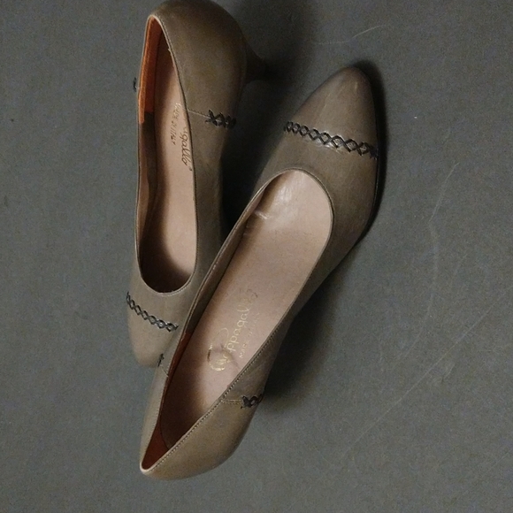 VGUC. Papagallo made in Italy heels. - Picture 5 of 12